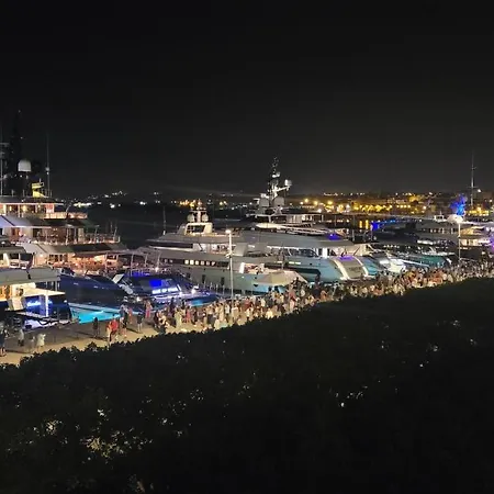 Eos Sea View *