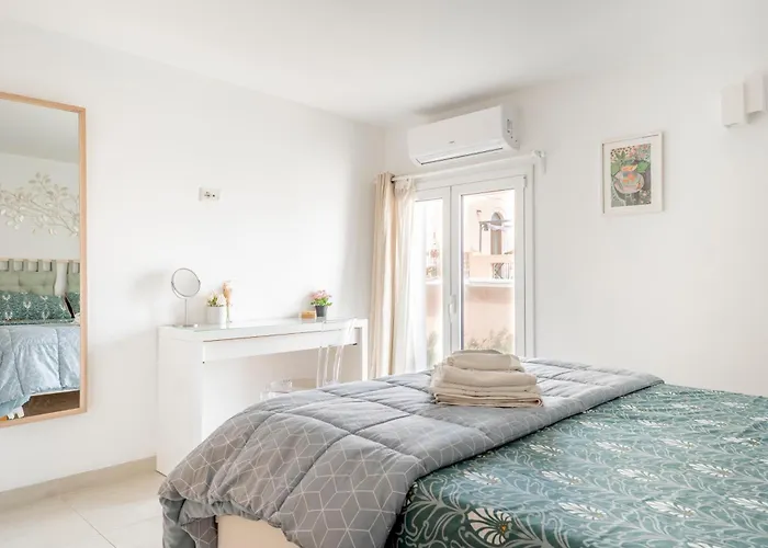 Eos Sea View * Syracuse